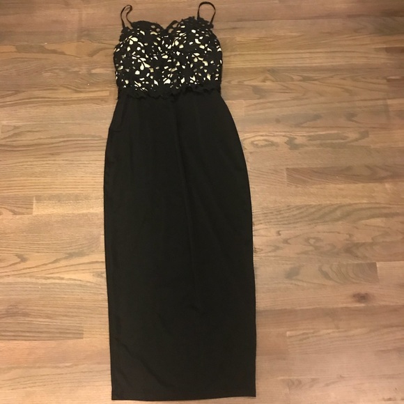 zulezs Dresses & Skirts - Black dress🌺